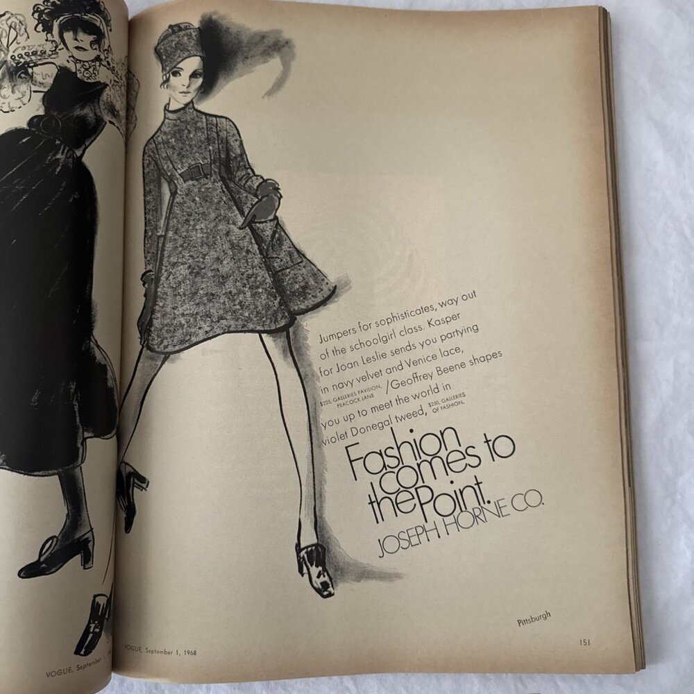 Vogue Magazine - September, 1968 - Picture 9 of 11